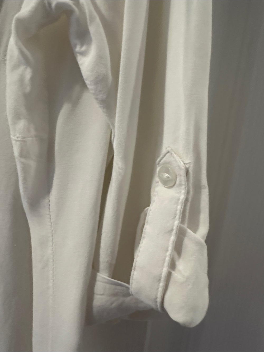LILY MORGAN Silky Soft White Rayon Button-Up Blouse with Front Zip Pockets Sz L - Picture 6 of 10
